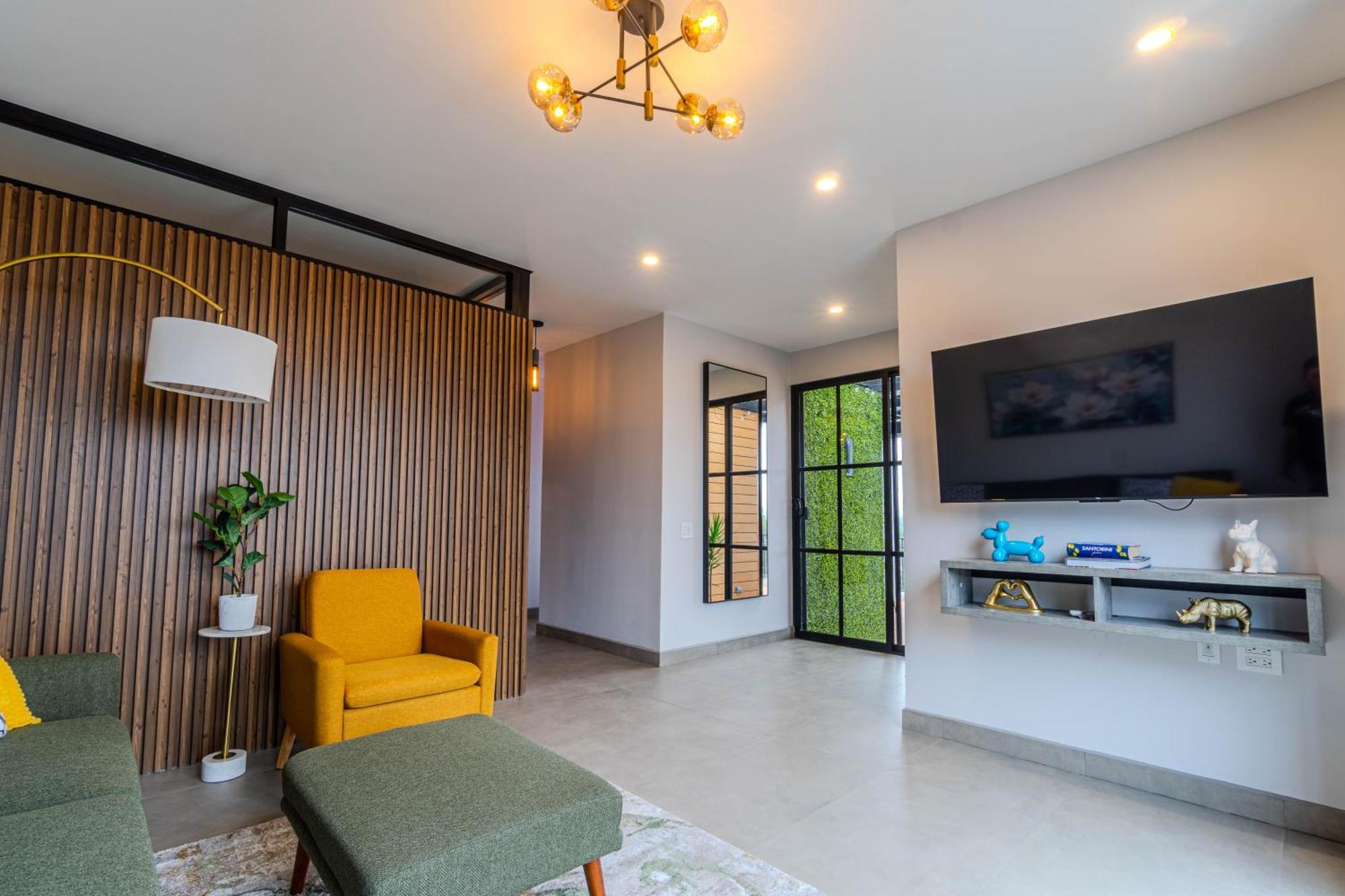 Suites Miramar14 恩塞纳达港 外观 照片