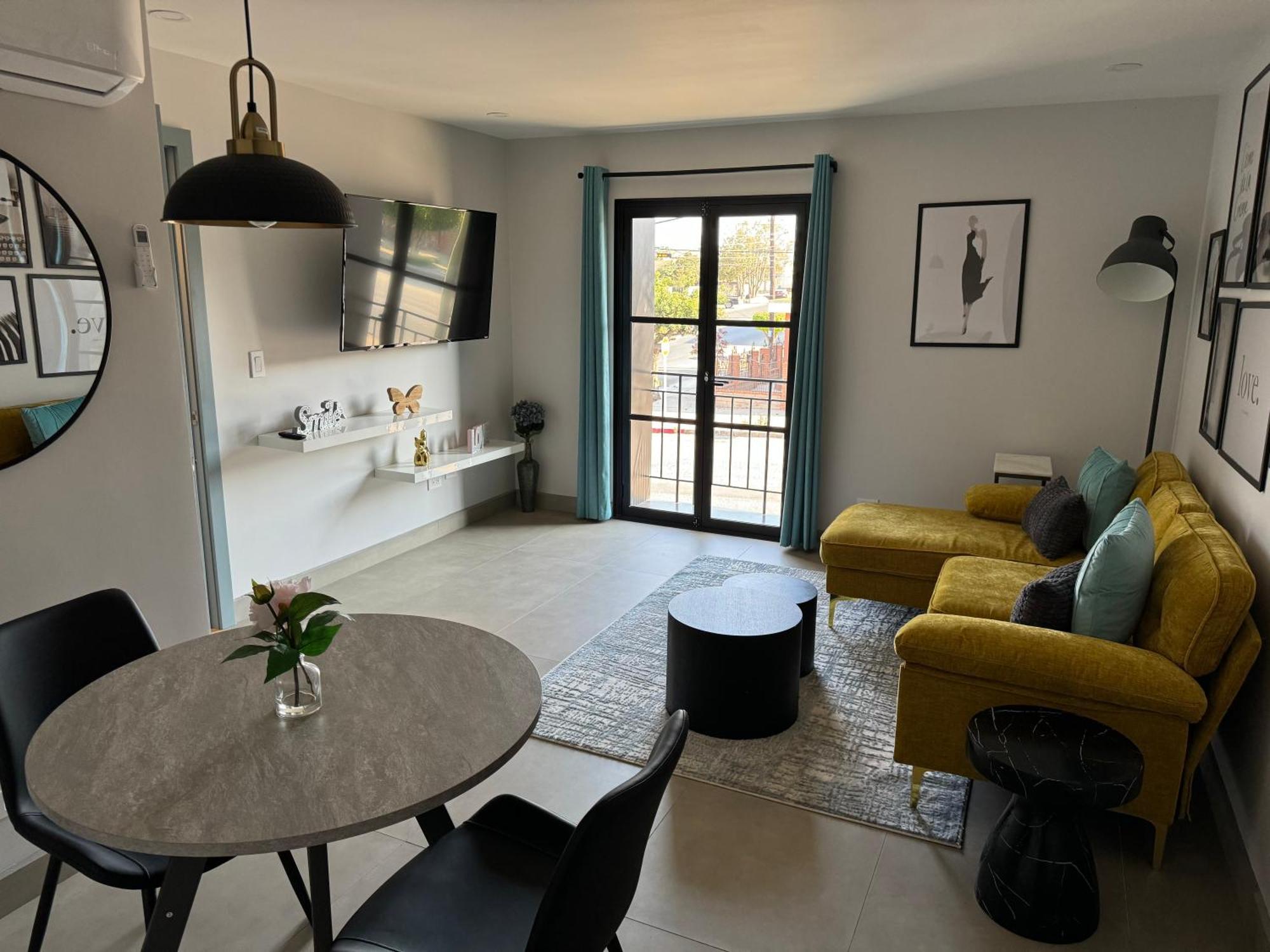 Suites Miramar14 恩塞纳达港 外观 照片